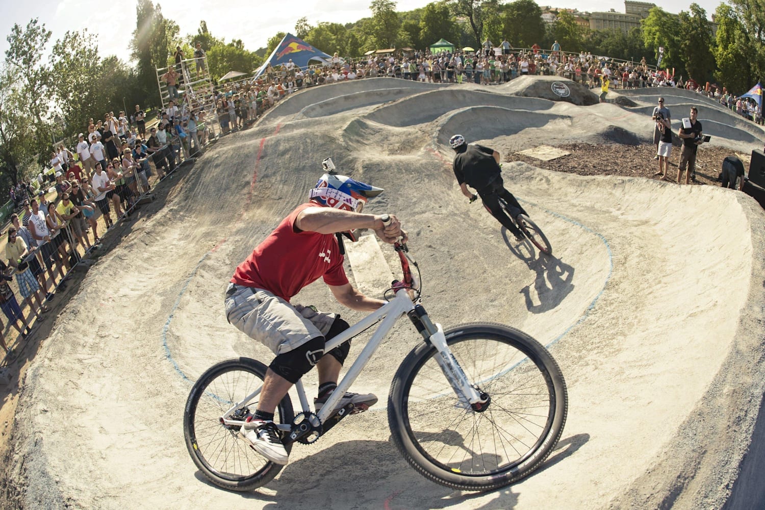 pump track bike