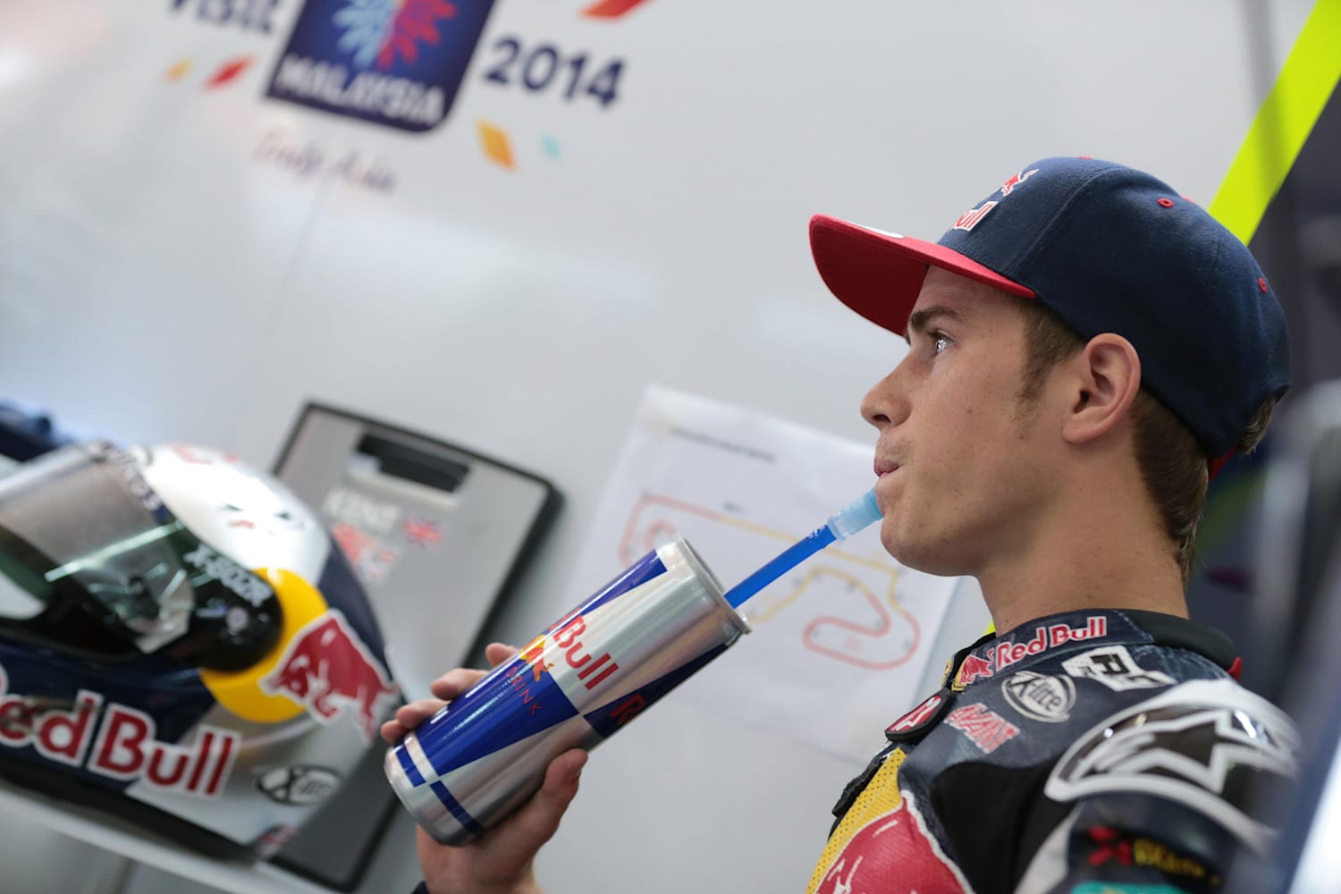 El Piloto De Moto3 Danny Kent Entrevistado