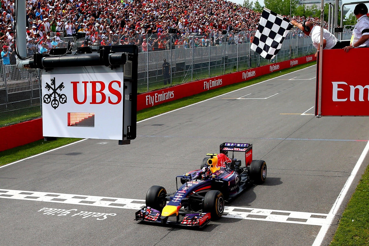 Daniel Ricciardo Magische Momente In Montreal