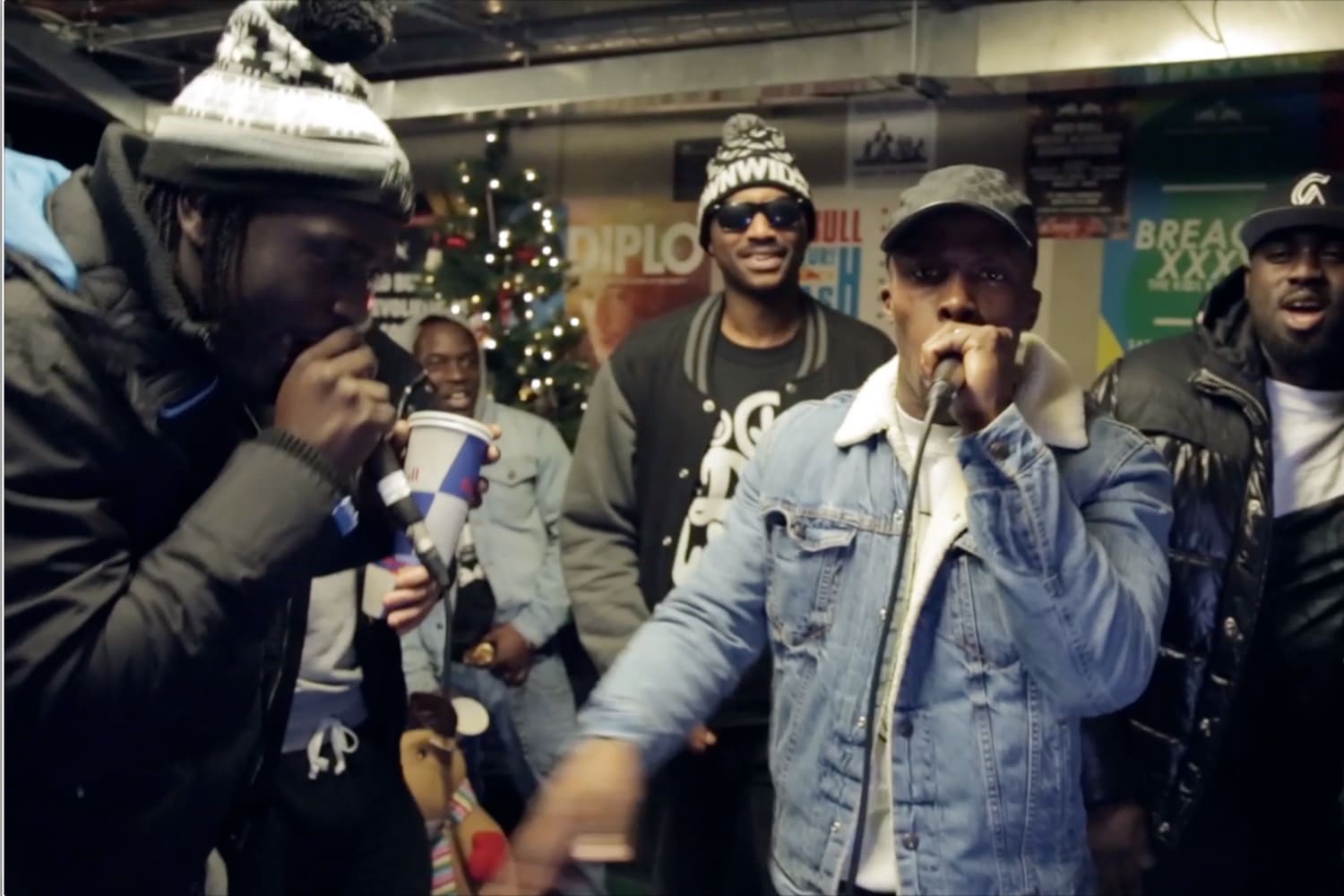 Grimexmas P Money Flirta D Ogz Tha hangout by diirty ogz filmed & edited by rowdoggs entertainment. red bull