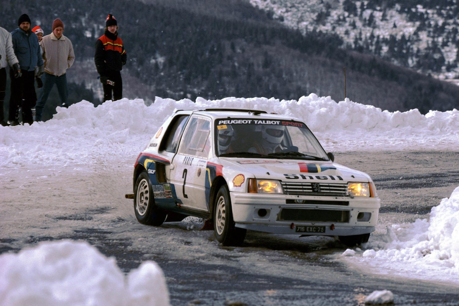 1985 Ari Vatanen Arrasa En Montecarlo Wrc Red Bull