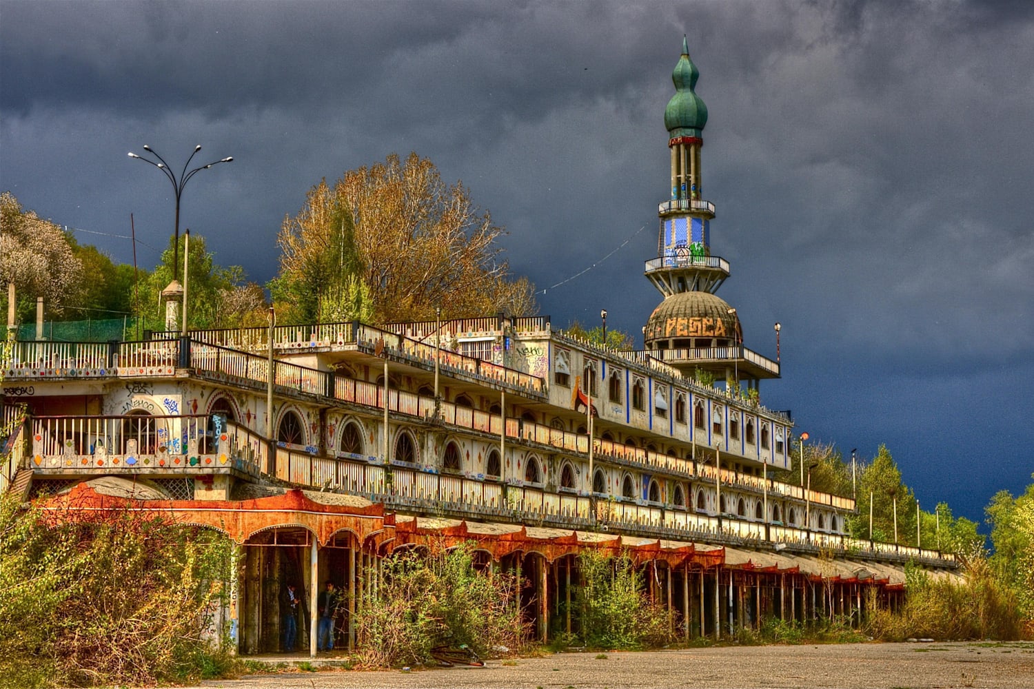 Best Abandoned Places 8 Ghost Towns You Need To Visit