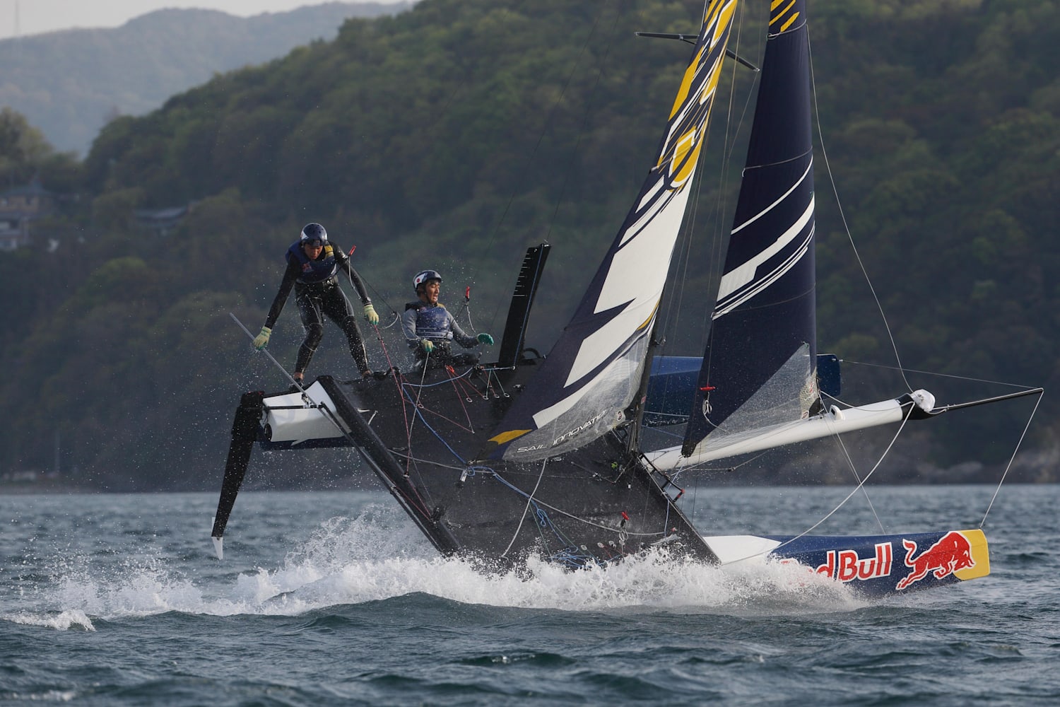 what-does-it-take-to-win-red-bull-foiling-generation
