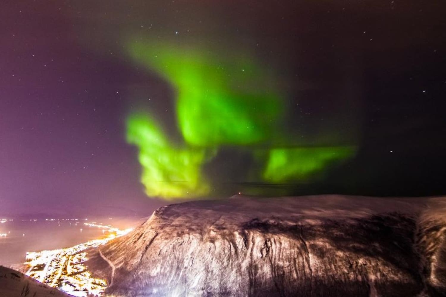 Norvec Teki Kuzey Isiklarina Bir Goz Atin
