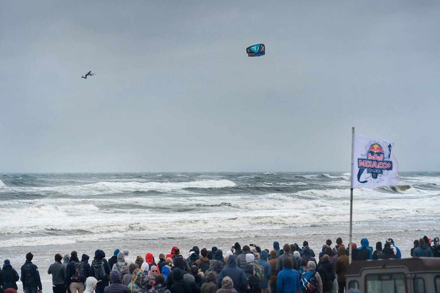 Red Bull Megaloop challenge actievideo