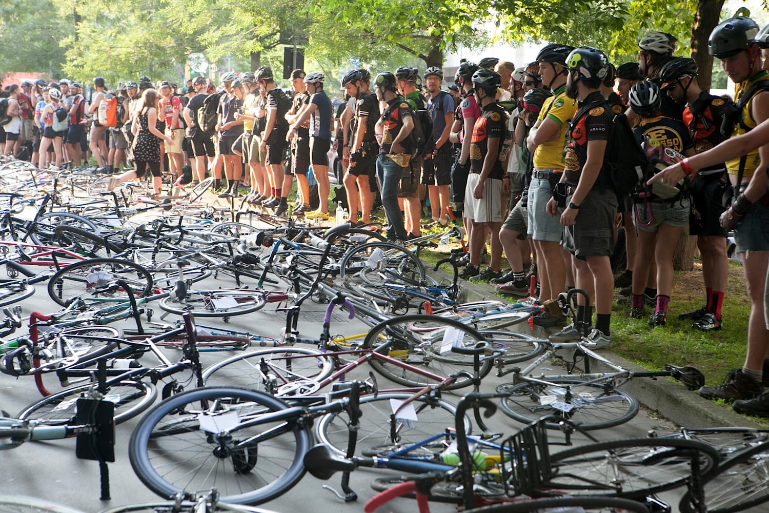 non ci si presenta al lavoro in bicicletta