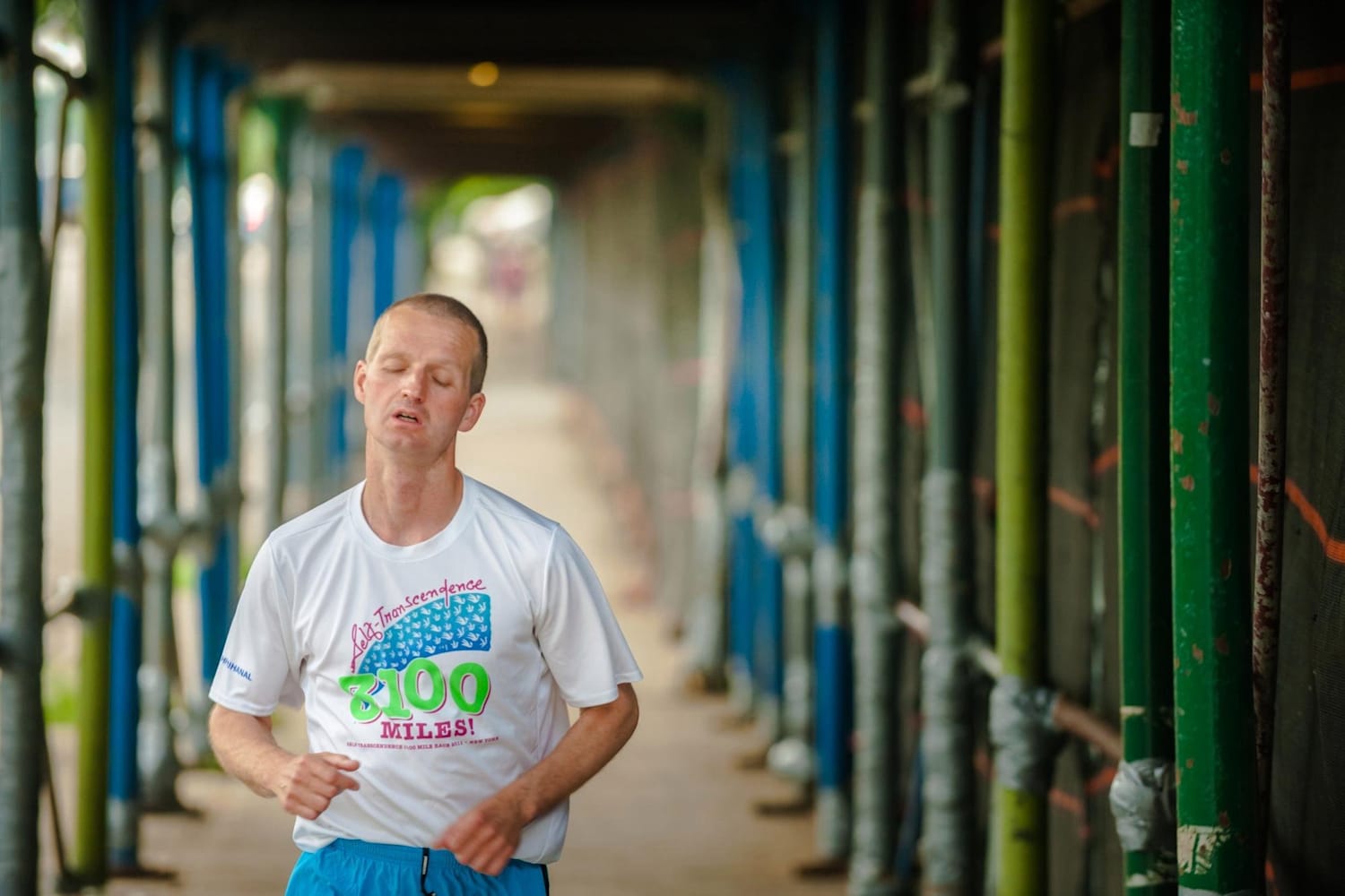 This guy ran 5,000km around the block