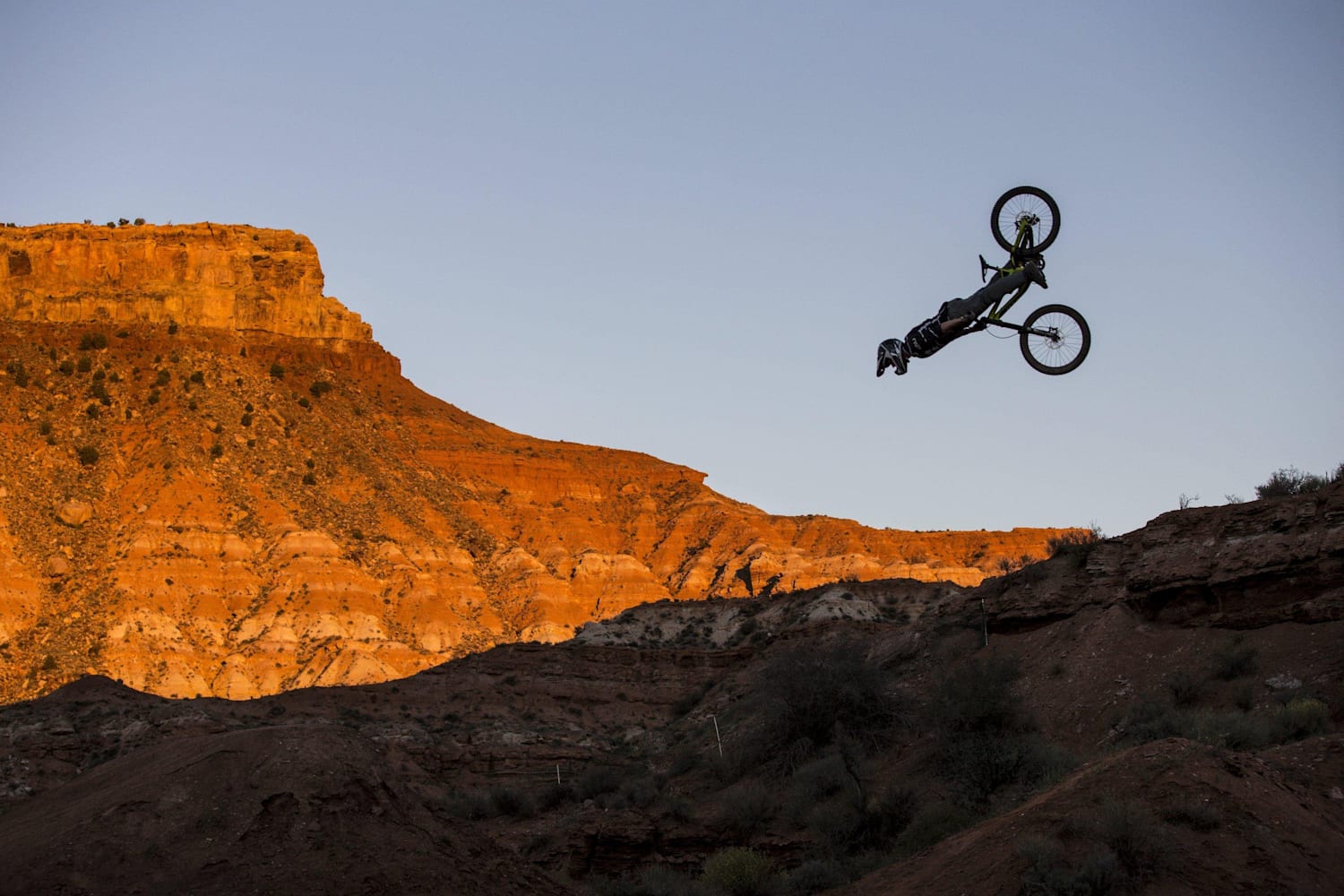 Die besten Red Bull Rampage Tricks aller Zeiten Hier