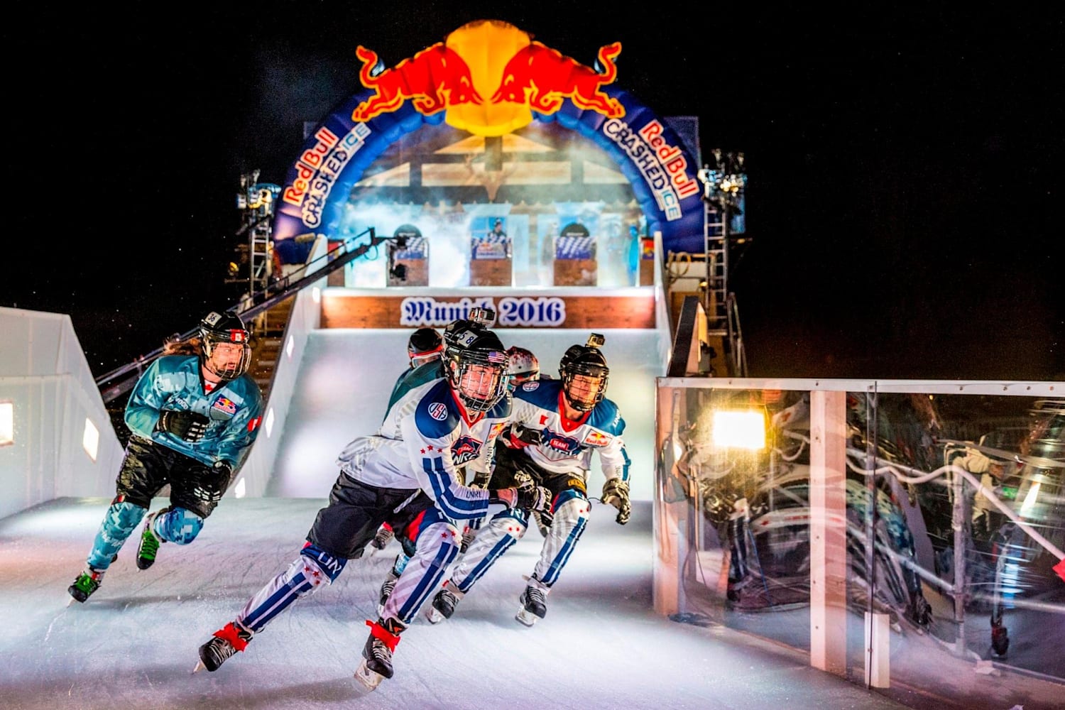 Red Bull Crashed Ice die Highlight des 1. Tages