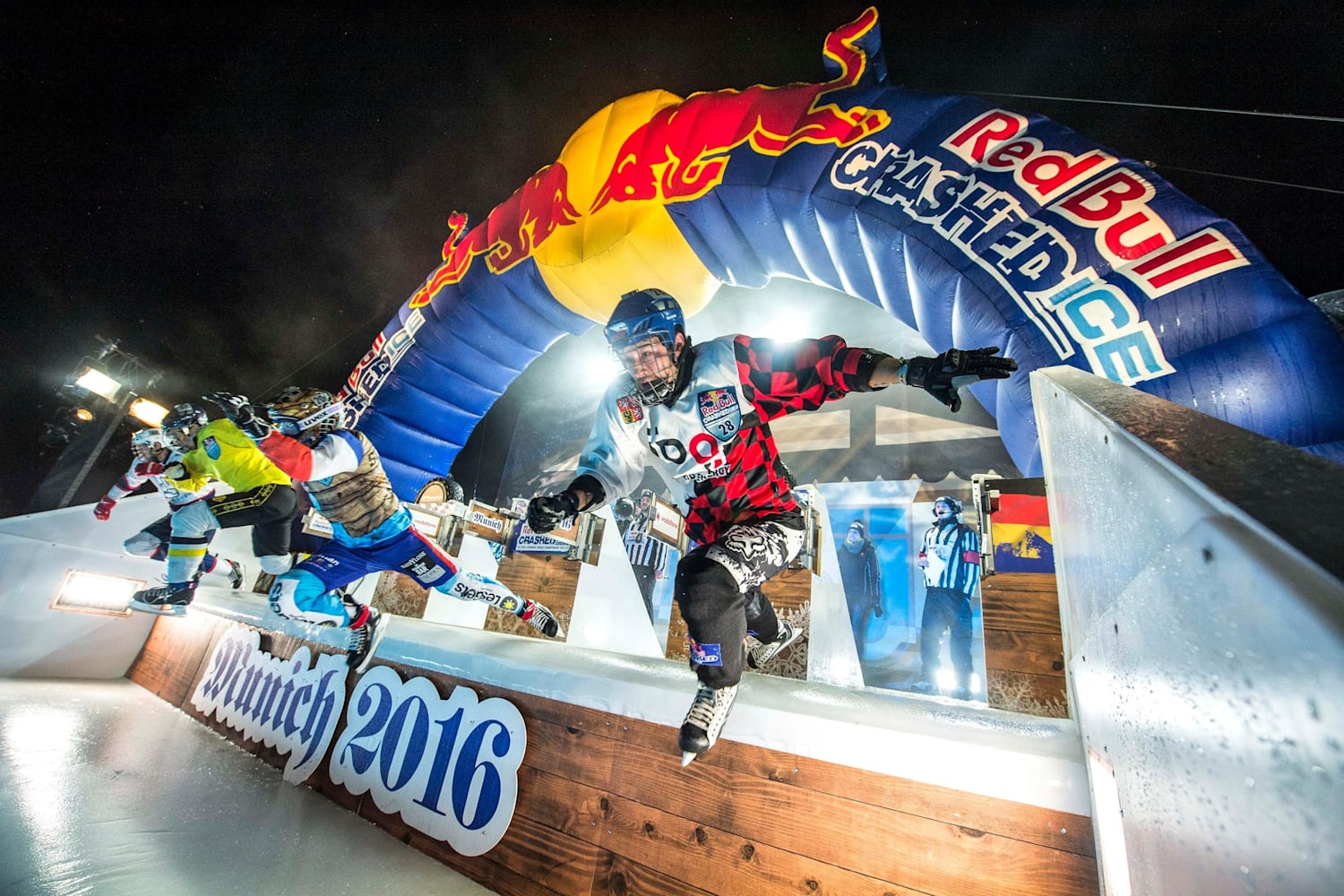 Red Bull Crashed Ice die besten Fotos aus München