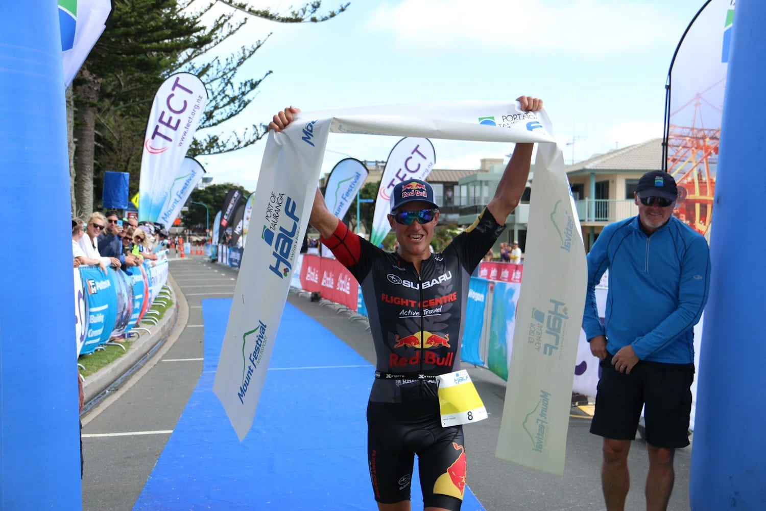Currie defends his National Half Ironman title in