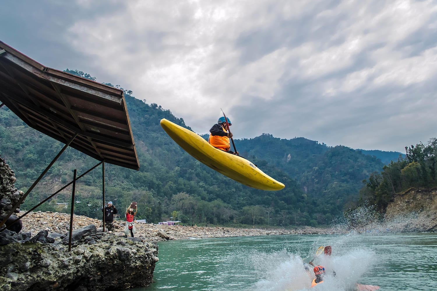 India’s young splashing the kayaking scene