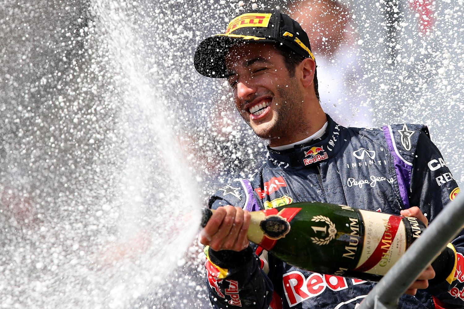 Daniel Ricciardo reveals the secrets of a perfect lap