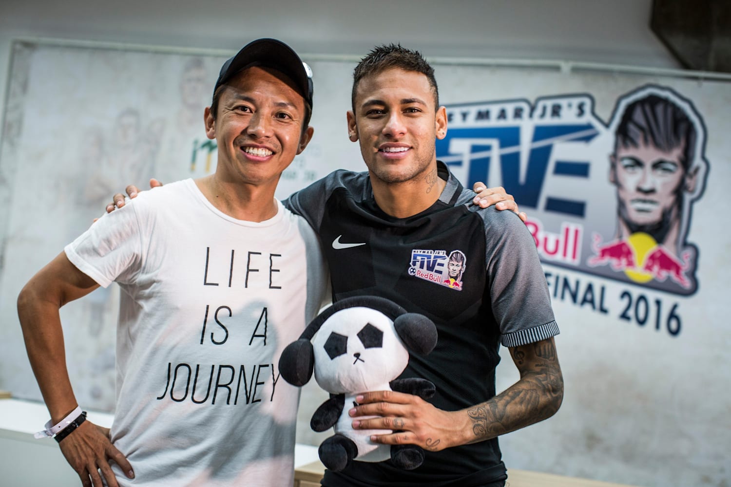 ネイマールとgaku Mc 感動的な 出会いのお話 Neymar Jr S Five