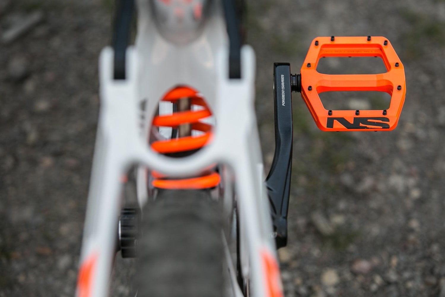 Flat Pedals Mtb Gear Guide Red Bull Bike