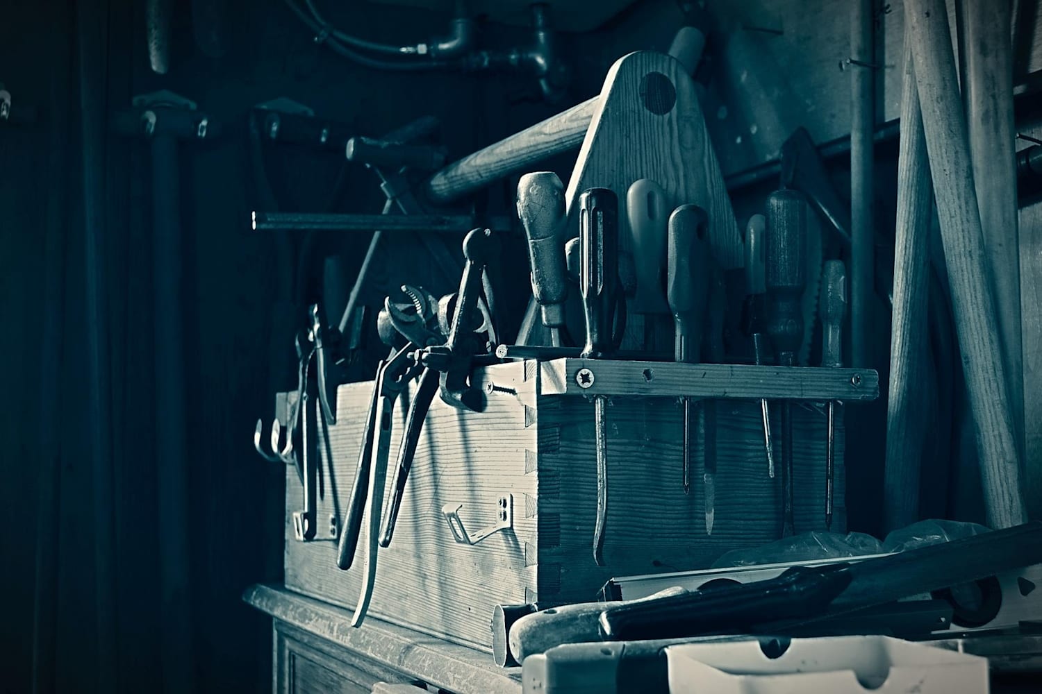 mtb tool kit essentials