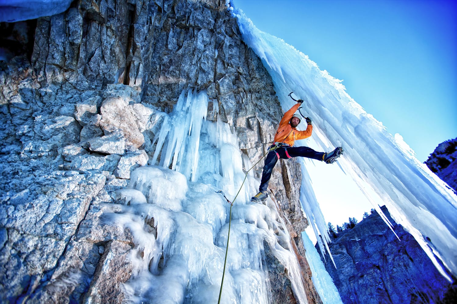 Ice Climbing tips: 5 things you need to know | Red Bull
