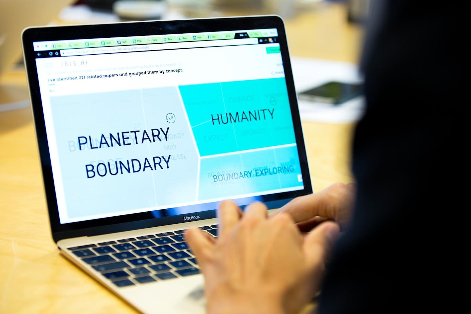 Iris AI The tool that can read and understand research