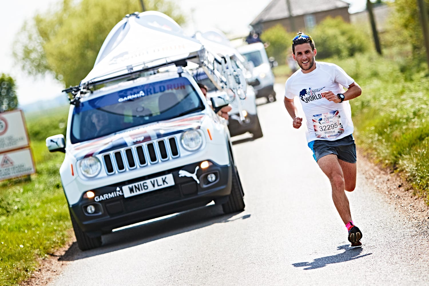 Wings for Life World Run 2017 Catcher Car **video**