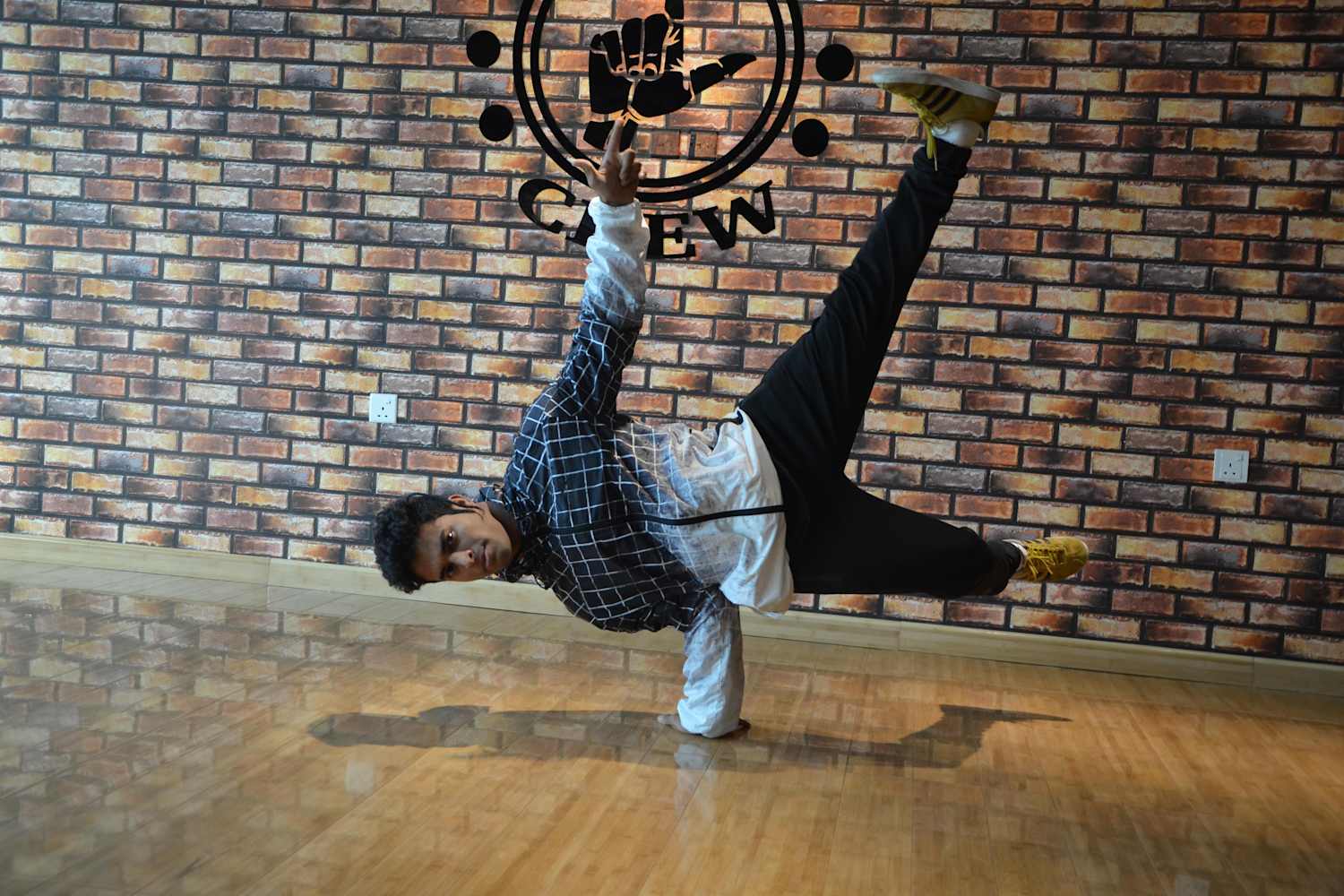 Red Bull Red Bull Oman Oman B Boy Dancing
