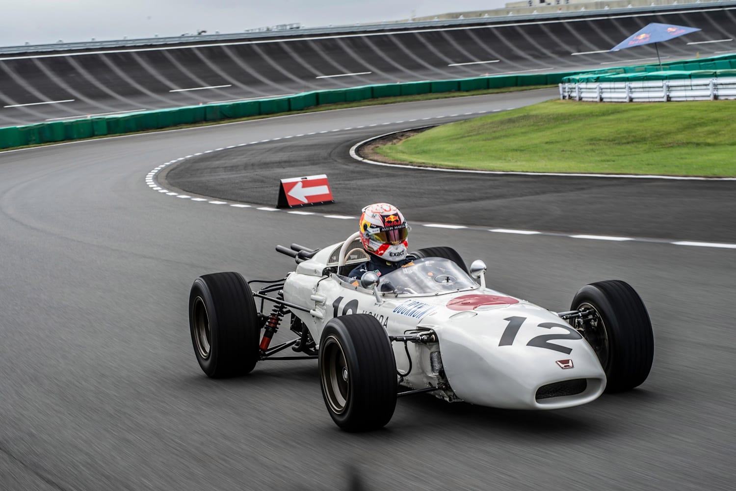 Max Verstappen drives iconic Honda Formula One car