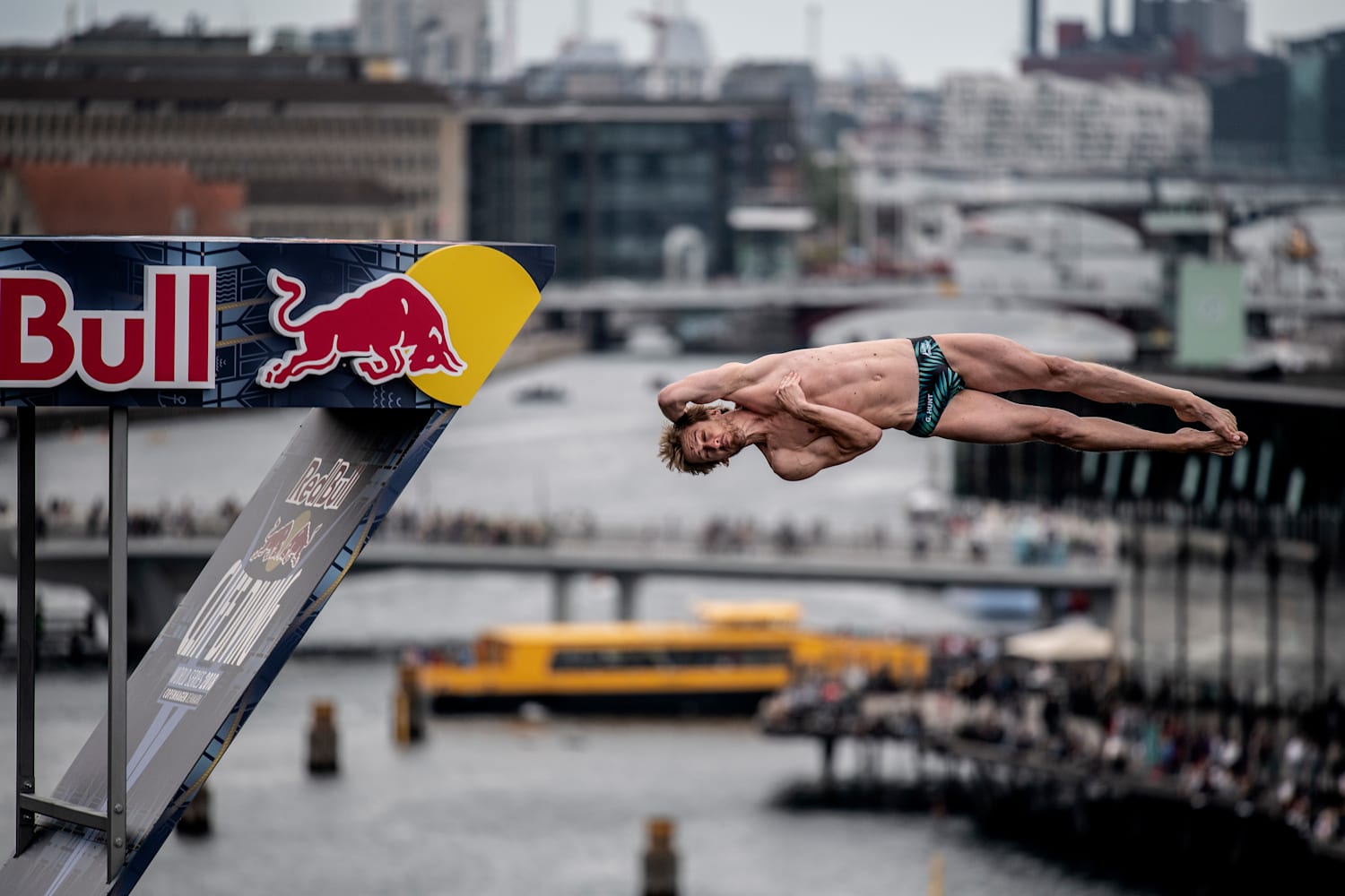 Red Bull Cliff Diving Copenhagen Winning dive video