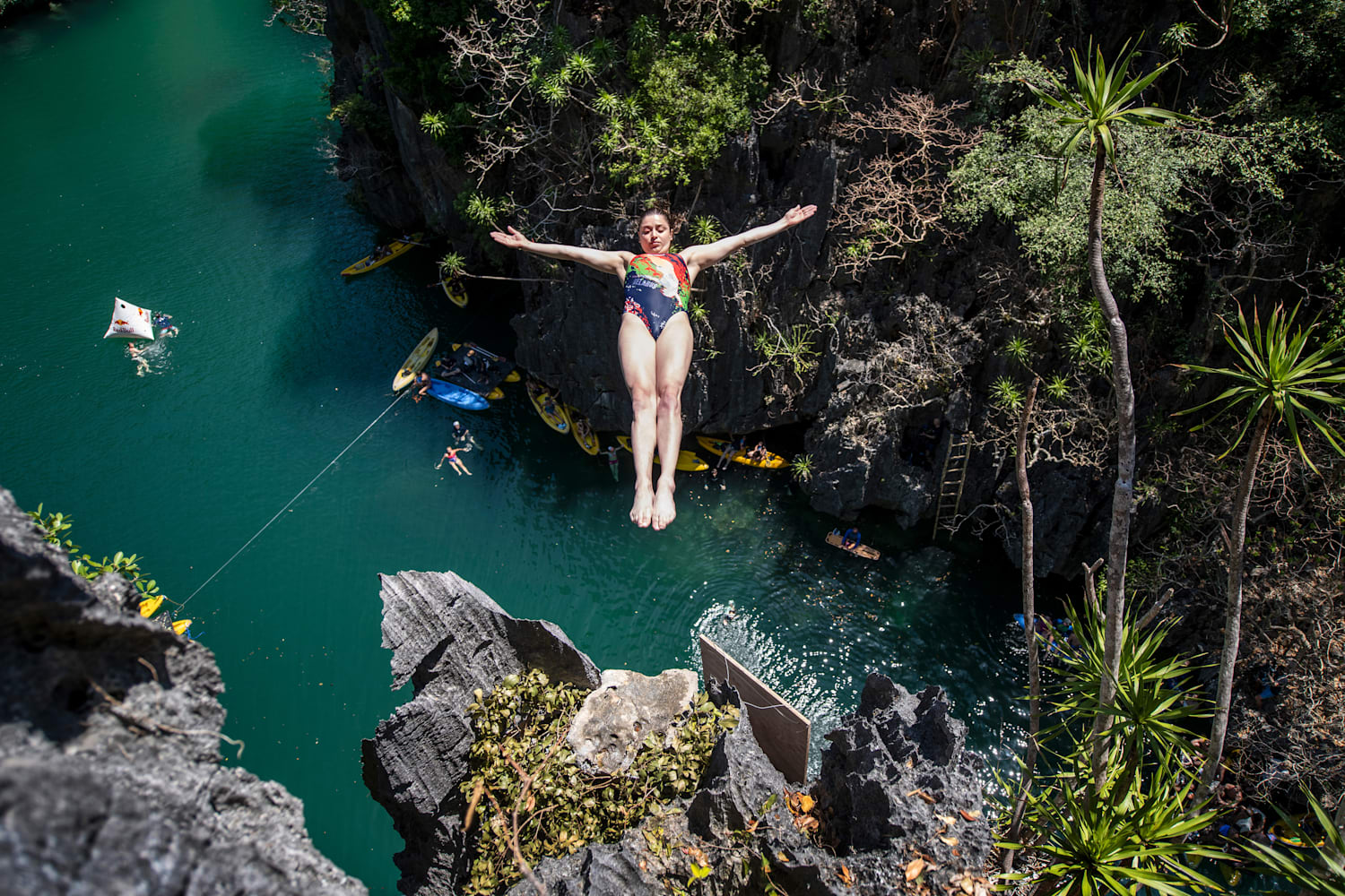 Red Bull Cliff Diving El Nido 2019 Live event