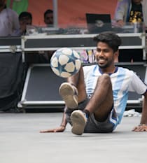 Freestyle Football Tricks Beginner S Tricks To Learn