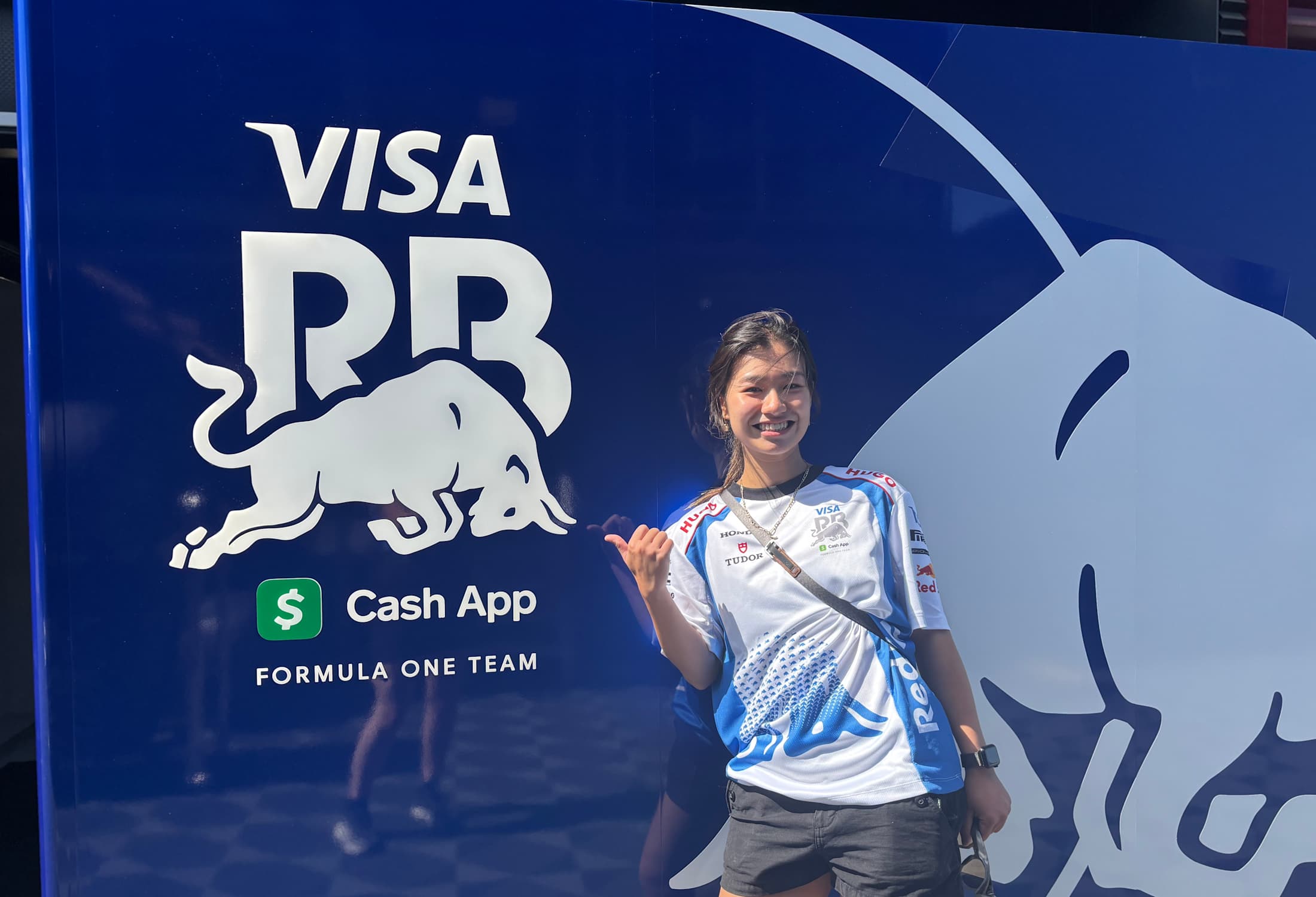 ビザ・キャッシュアップRB 支給品ポロ(XS) Visa Cash App Racing Bulls Replica Polo | Red Bull Shop US