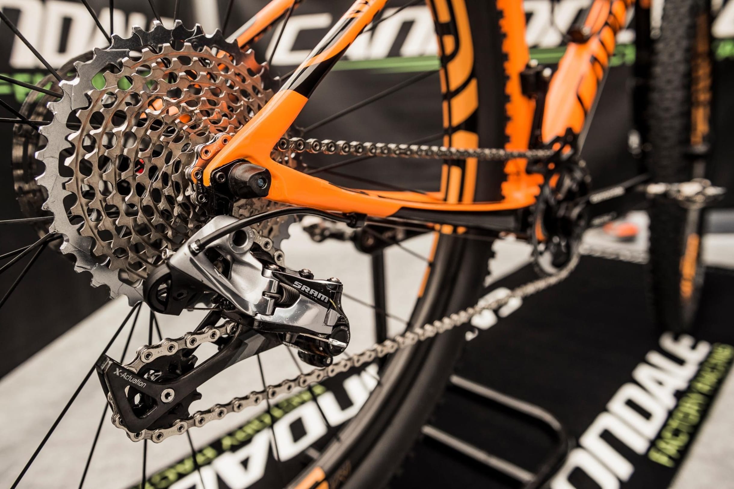 Cuantas velocidades tiene una bicicleta de montaña hot sale