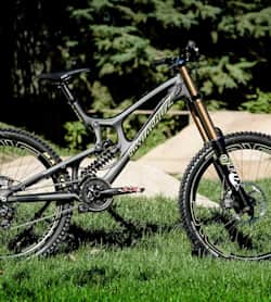 Santa Cruz V10 review