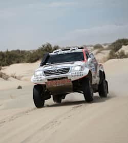 Giniel's guide to quick changes | Dakar video