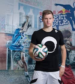 Andrew henderson freestyle football outlet