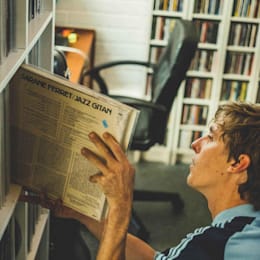 Vinyl Collector Bert Ostyn Absynthe Minded