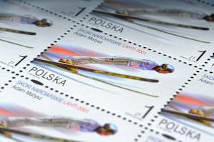 Znaczek pocztowy z Adamem Małyszem