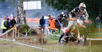 WESS action from Hawkstone Park.