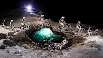 Julien Dupont fährt auf dem "Mond" Julien Dupont fährt auf dem "Mond"