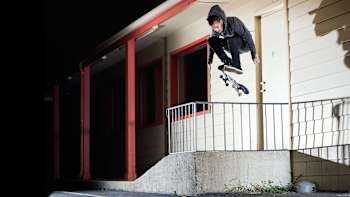 Clint Walker, Heelflip