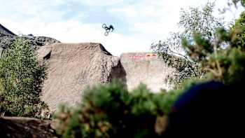 Bas airs the giant quarter