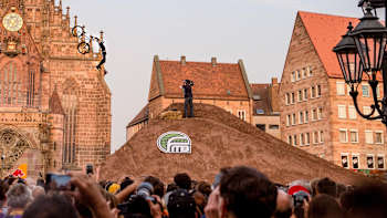 Szymon Godziek's Tsunami Roll