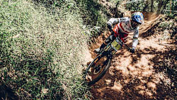 Rachel Atherton dominates the rainforest
