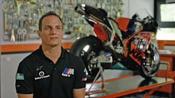 Alex Hofmann und die RC16