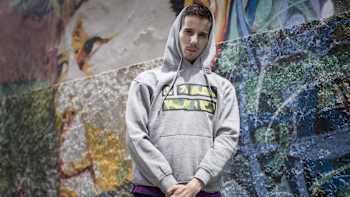 El MC español de Batalla de los Gallos, Skone, ganador mundial en 2016.