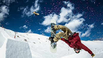 AP-1NU4VYT5W1W11-featureMedia