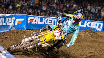 AP-1M5XV87T92111-featureMedia