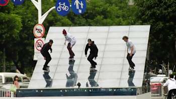 AP-1M5Y1W49N2111-featureMedia