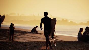 AP-1M5XYCMWD2111-featureMedia