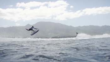 AP-1M5Y2171W2111-featureMedia