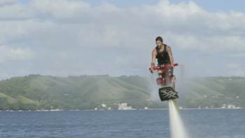 AP-1M1HWV9RD2111-featureMedia