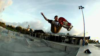 AP-1M5Y1WDED2111-featureMedia